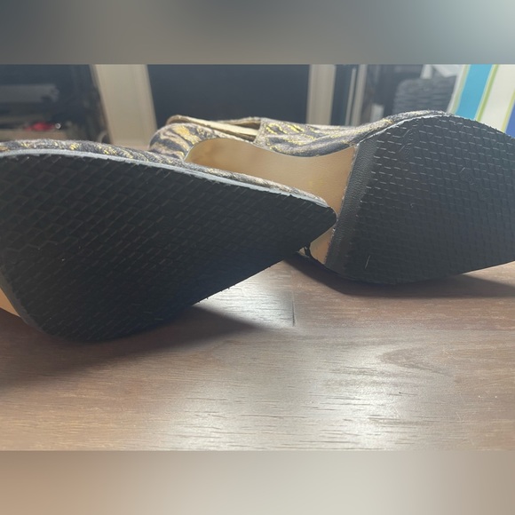 Never Worn EY Boutique Black/Cream Leopard Print Slingback Heels with Handbag - Picture 15 of 17